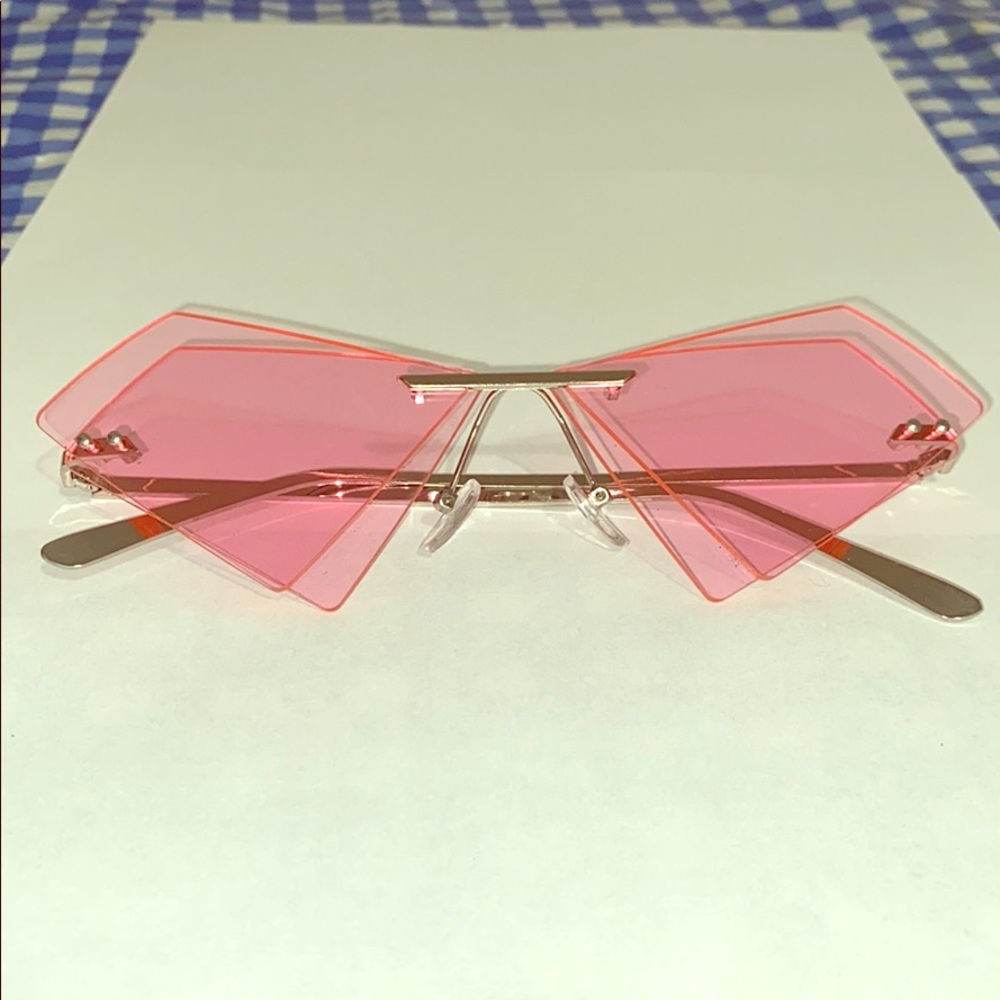 Pink Sunglasses 🌸
